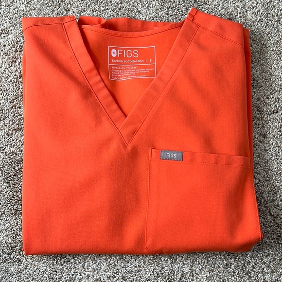 Figs Tops - Figs Sunset Orange Catarina Scrub top S
